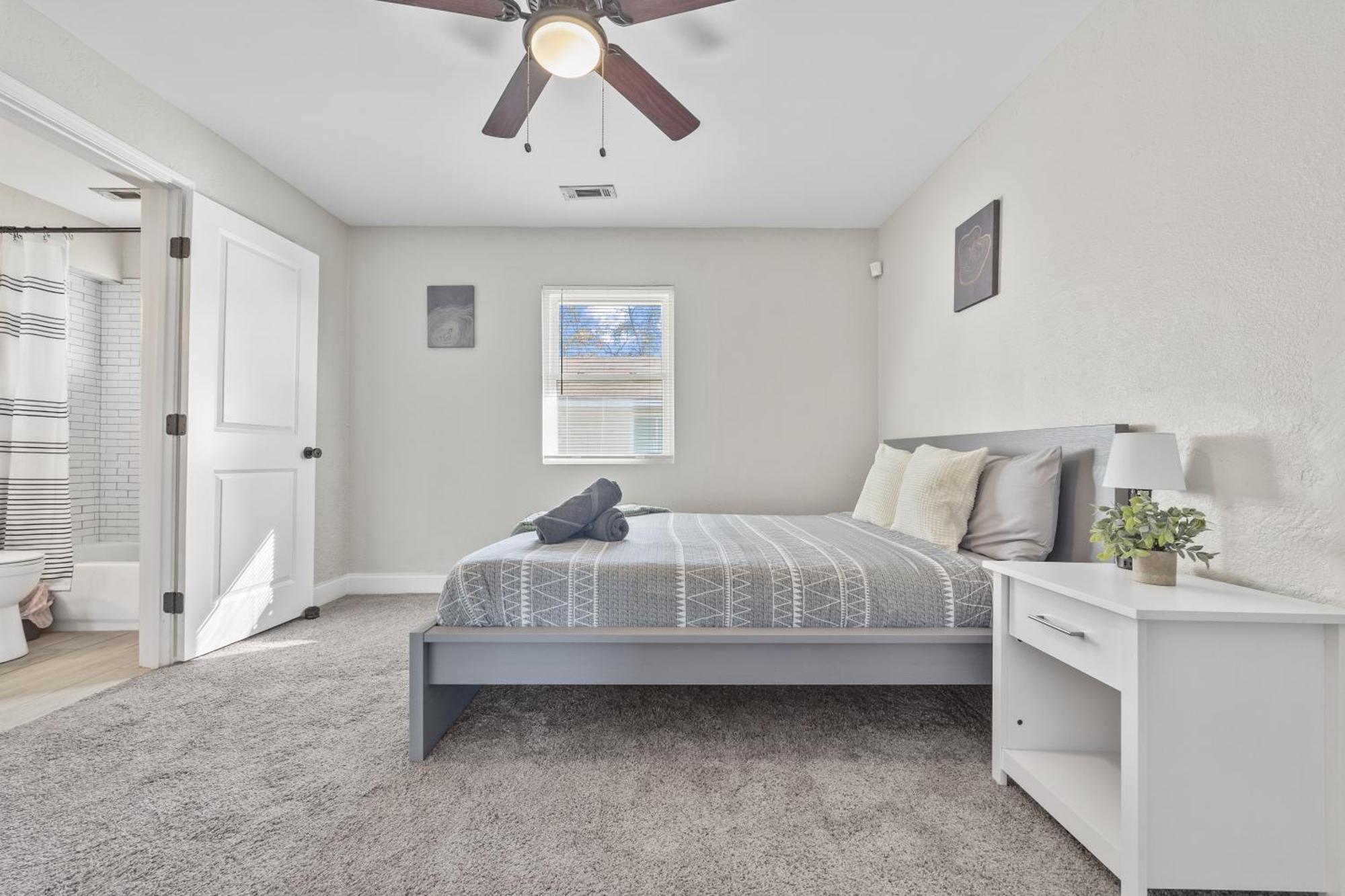 Cozy 2-Bedroom Retreat W/Wi-Fi & Keurig Coffee Ατλάντα Εξωτερικό φωτογραφία